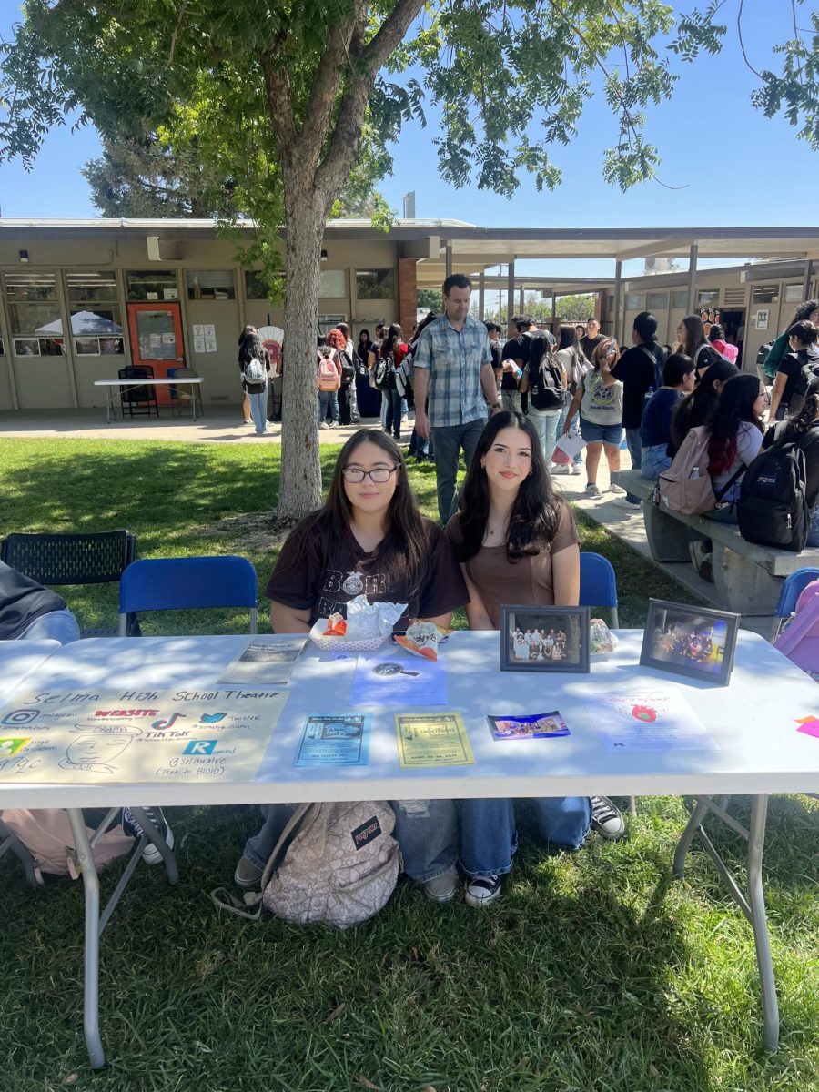 Joanne Garza and Monika Treviño pose for a picture during Club Rush.